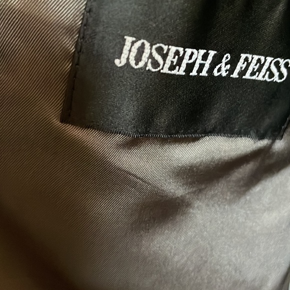 Mens Navy Blazer (Joseph & Feiss) for Dillards. 42R - Picture 6 of 8